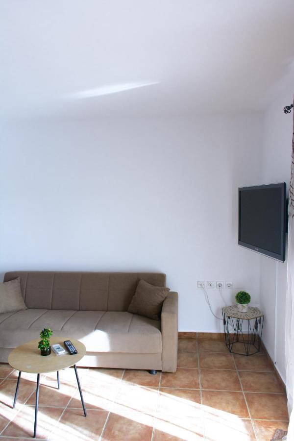 Apartamento Marys House Porto Heli Exterior foto